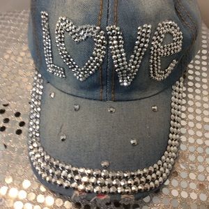Women’s Love bling cap